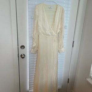 Lulu’s satin dress